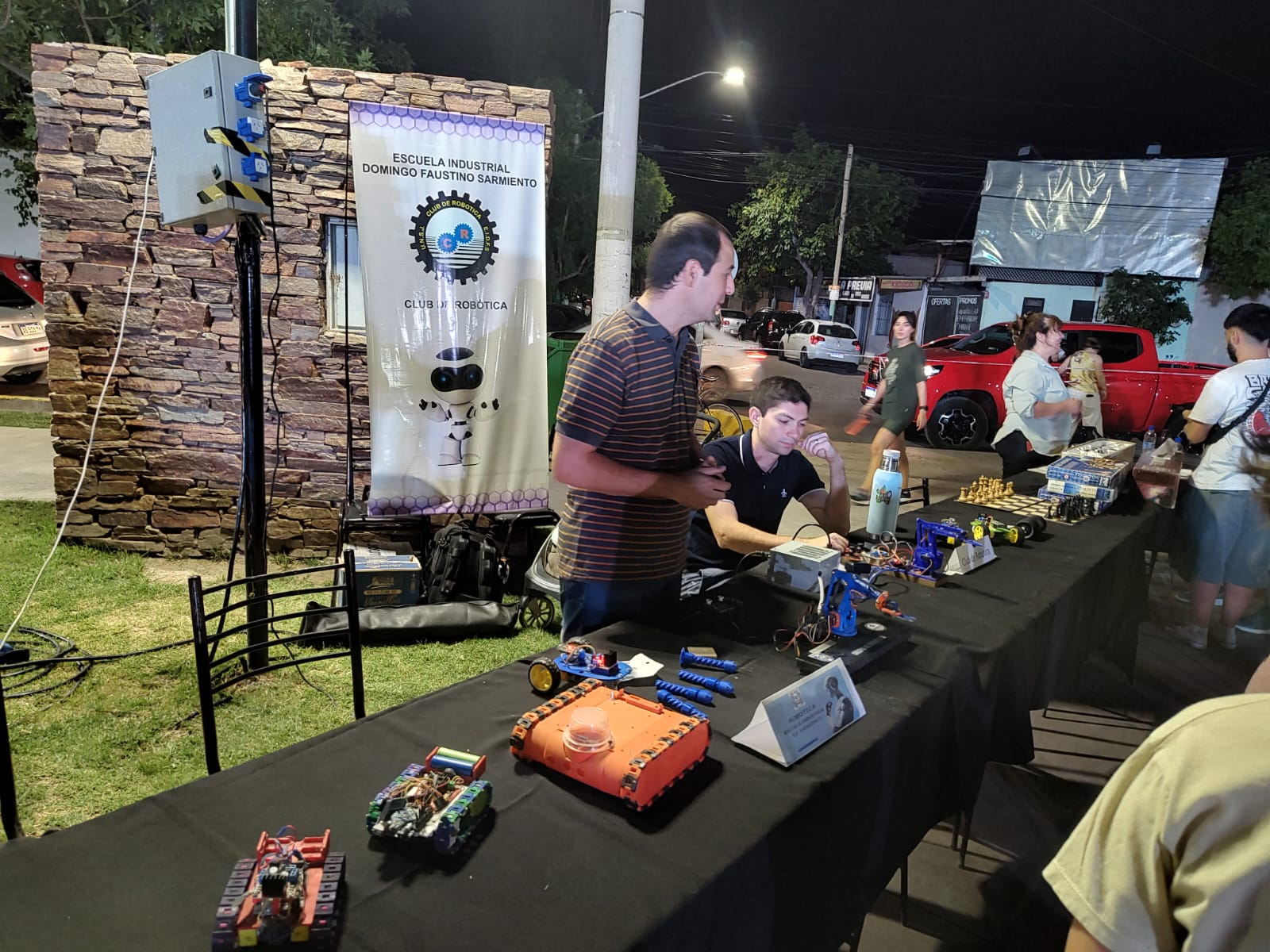 Haga click en la imágen para verla ampliada