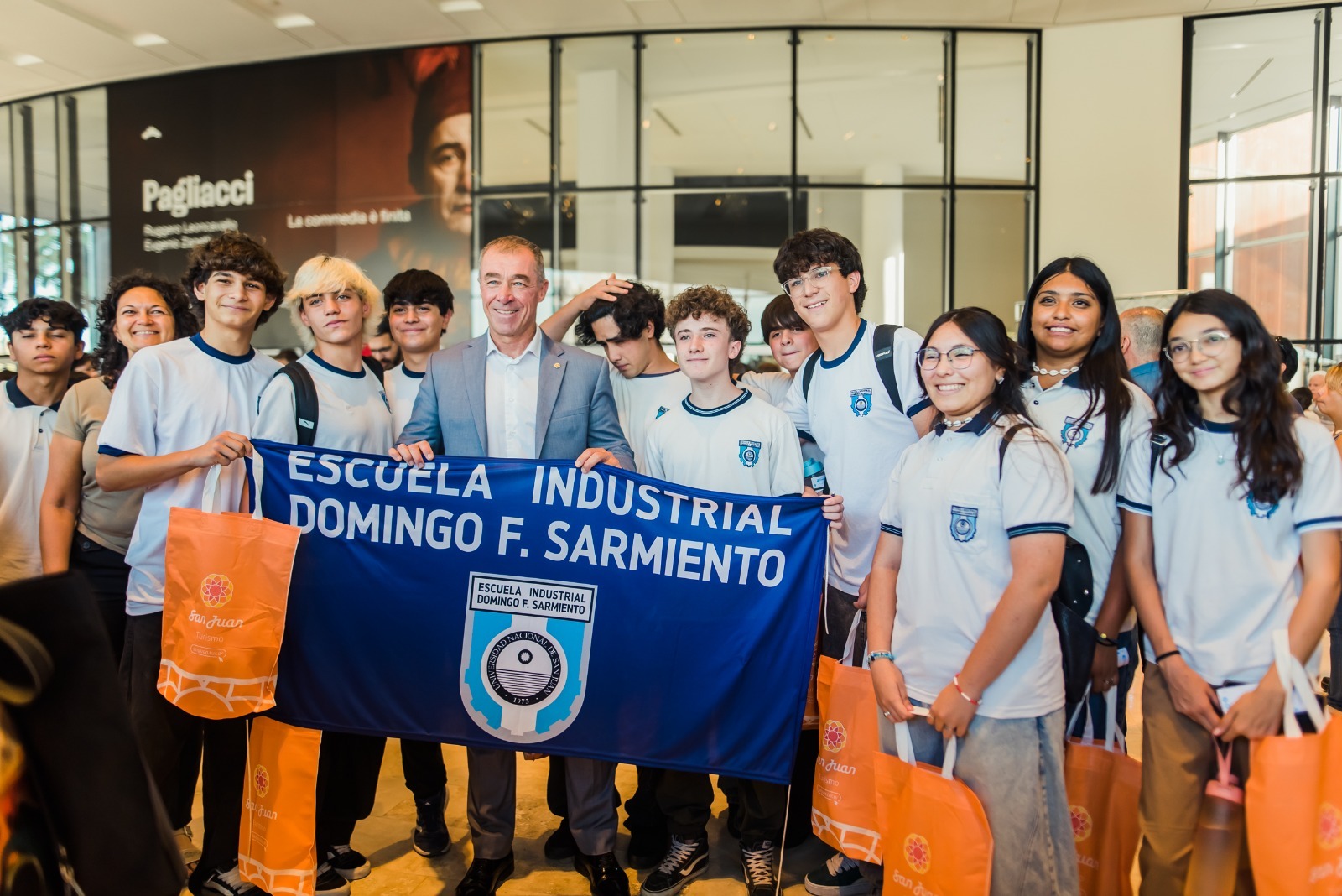 Haga click en la imágen para verla ampliada