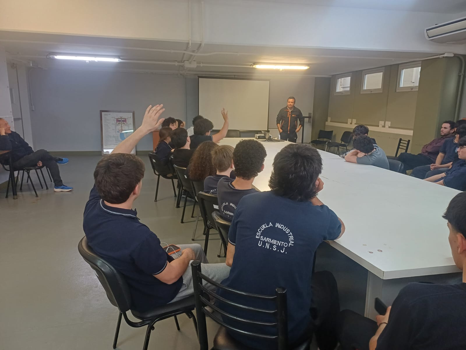 Haga click en la imágen para verla ampliada